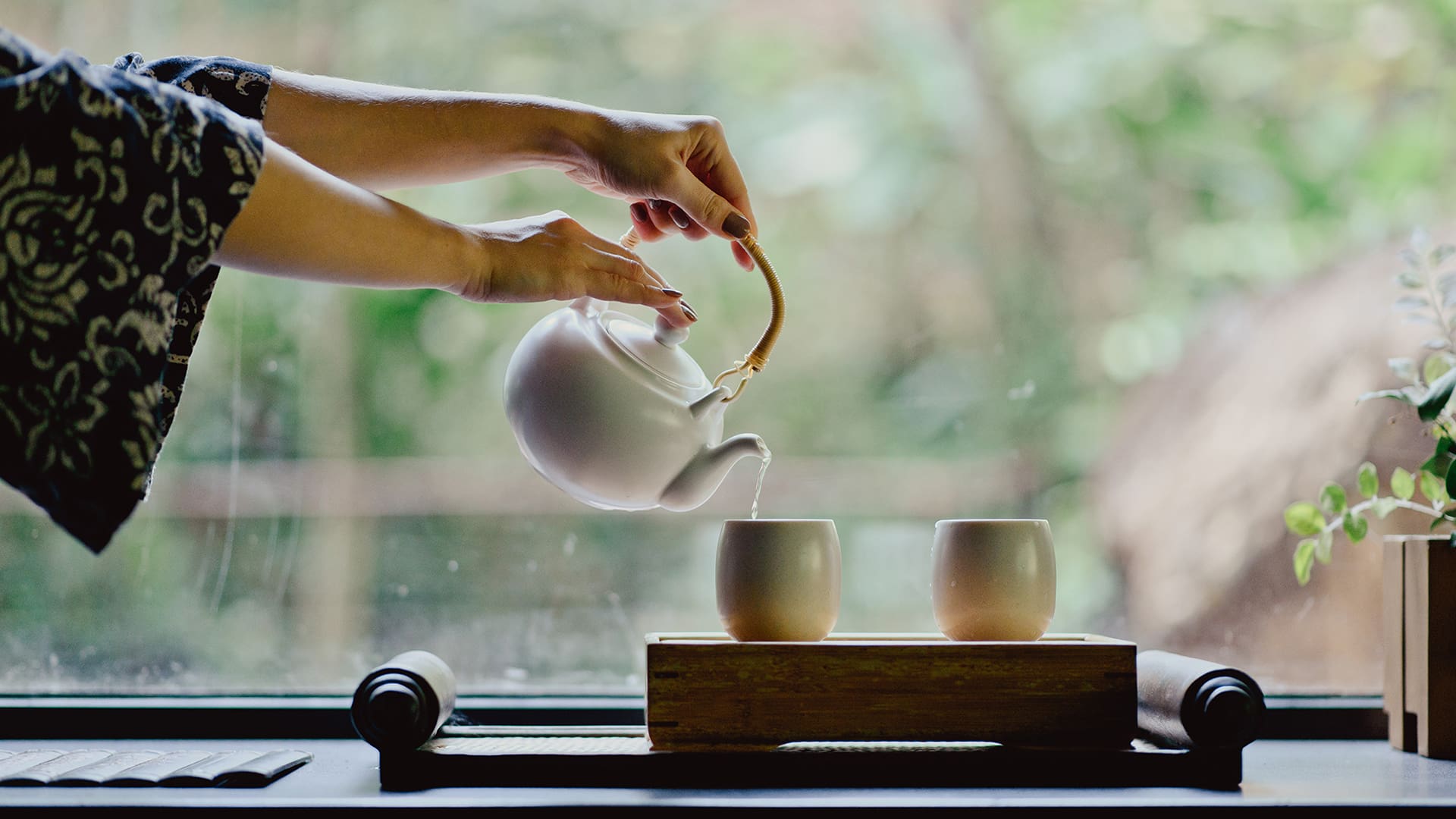 El Día Internacional del Té y la Sabiduría de una Taza Vacía